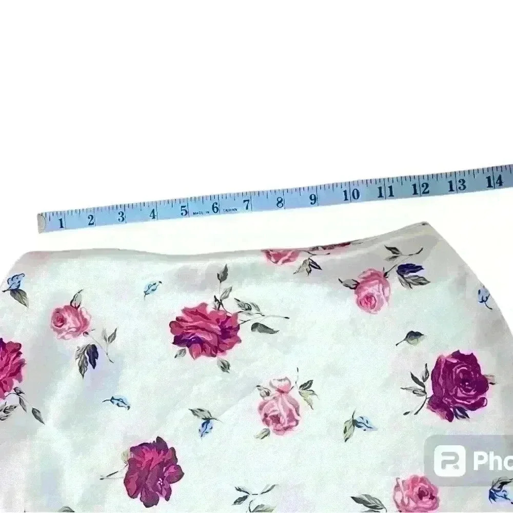 TRYSE Camisole Red Roses on Satin Cream; size 2xL - Picture 8 of 9